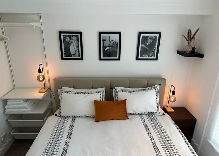 Stylish One Bedroom Flat Chancery Lane